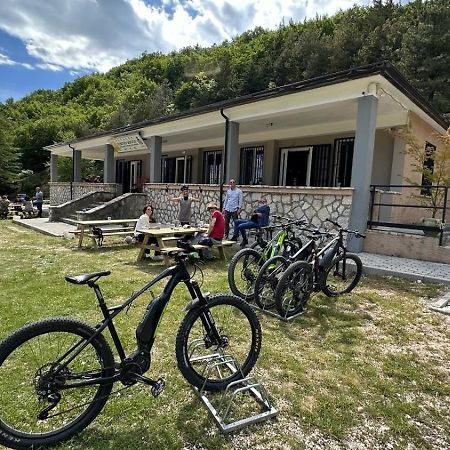 Orsa Maggiore Rifugio Campoli Appennino Exterior photo